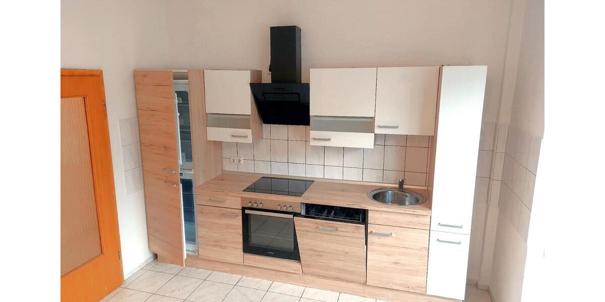 Erdgeschoßwohnung Oettingen in Bayern - 4 Zimmer, 85 m&sup2;, 930&euro; | Angebot:25163856