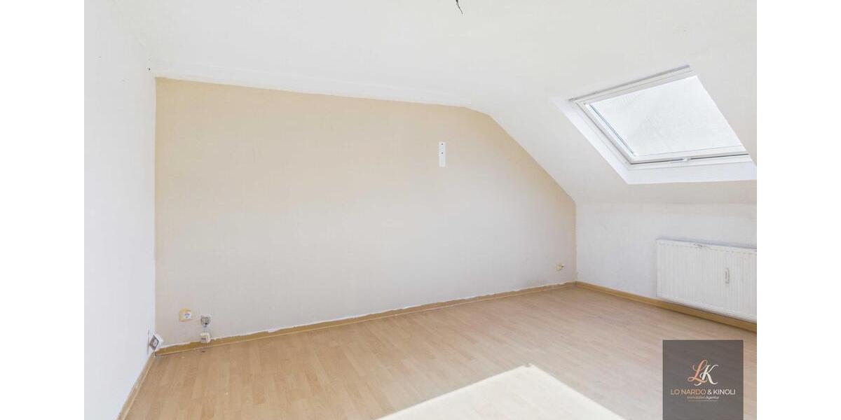 Dachgeschoßwohnung Völklingen - 3 Zimmer, 54 m&sup2;, 600&euro; | Angebot:26706134