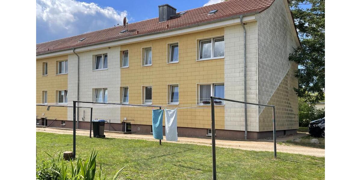 Etagenwohnung Möllenhagen - 1 Zimmer, 33 m&sup2;, 196&euro; | Angebot:24749003