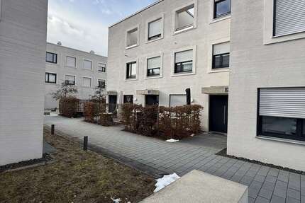 Wohnung Ingolstadt Monikaviertel - 4 Zimmer, 112 m&sup2;, 1.525&euro; | Angebot:25054624