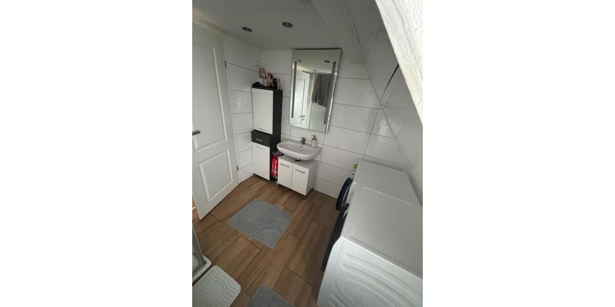 Dachgeschoßwohnung Rinteln - 2 Zimmer, 60 m&sup2;, 700&euro; | Angebot:26638197