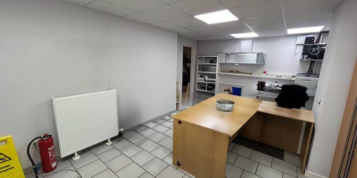 Gewerbeobjekt Übach-Palenberg / Palenberg Palenberg - 3 Zimmer, 99 m&sup2;, 650&euro; | Angebot:23956553