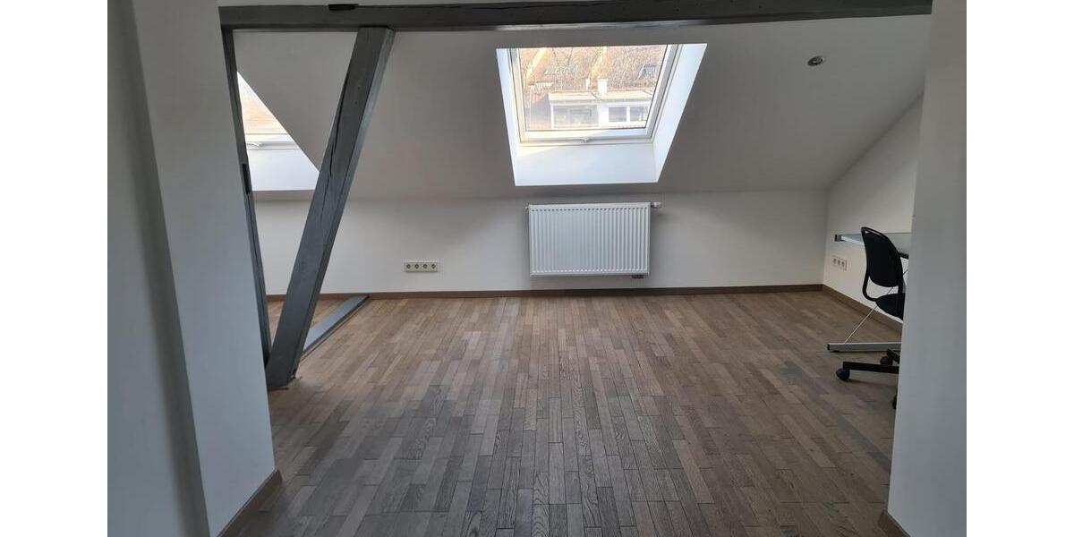 Dachgeschoßwohnung Stuttgart Stuttgart-Ost - 3.5 Zimmer, 96 m&sup2;, 1.600&euro; | Angebot:26641216