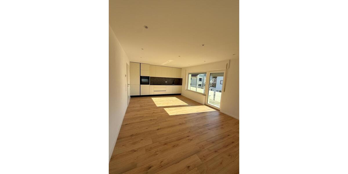 Etagenwohnung Wutöschingen - 4 Zimmer, 100 m&sup2;, 1.190&euro; | Angebot:25636807