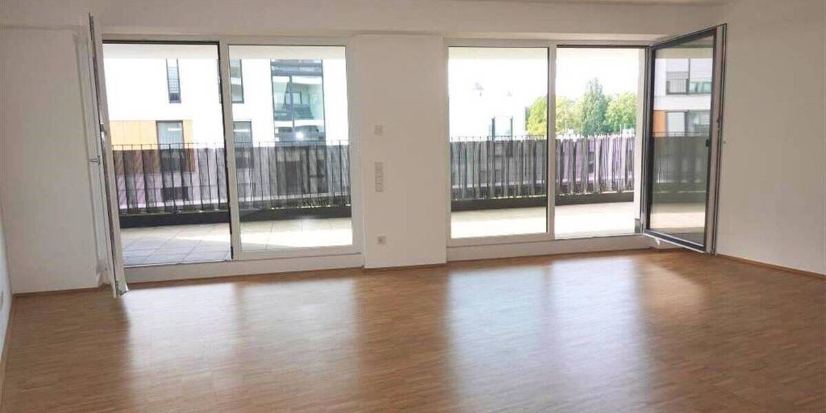 Etagenwohnung Mönchengladbach Stadtmitte - 4 Zimmer, 128 m&sup2;, 1.714&euro; | Angebot:26453952