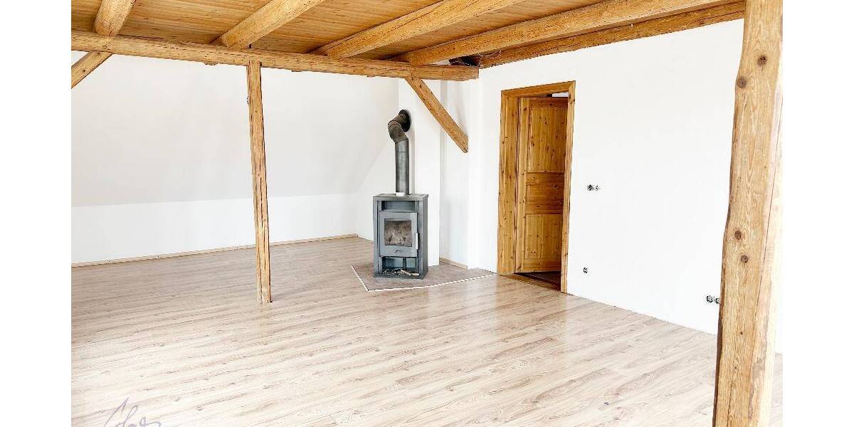 Etagenwohnung Riesa Gröba - 6 Zimmer, 127 m&sup2;, 950&euro; | Angebot:26556321