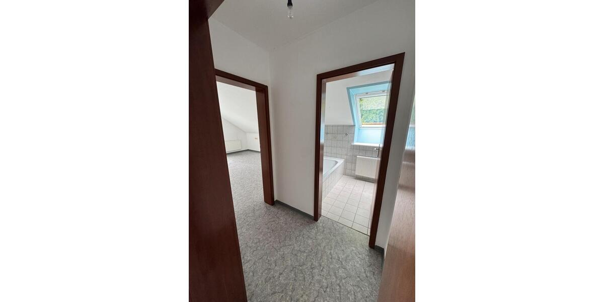 Etagenwohnung Prüm - 3 Zimmer, 82 m&sup2;, 880&euro; | Angebot:26618749