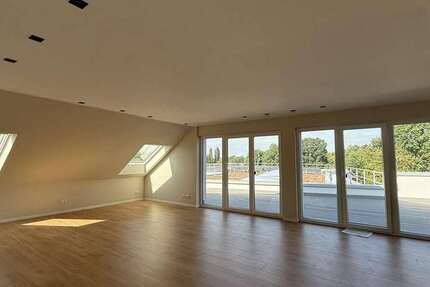 Wohnung Ratingen Lintorf - 5 Zimmer, 137 m&sup2;, 1.900&euro; | Angebot:27282881