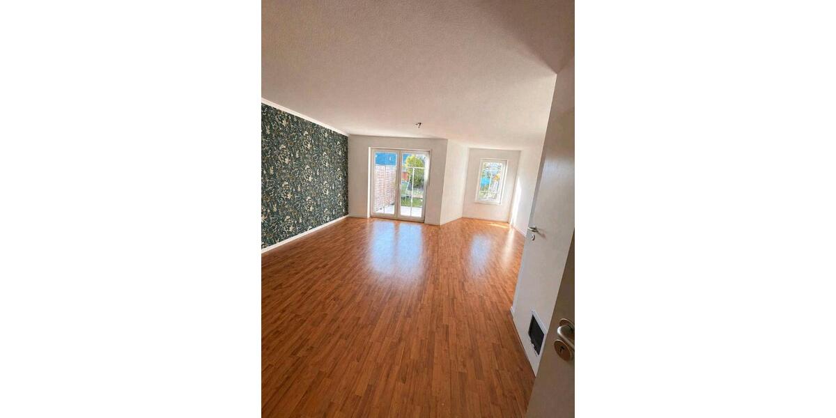 Reihenhaus Nuthetal - 5 Zimmer, 120 m&sup2;, 1.950&euro; | Angebot:26484136