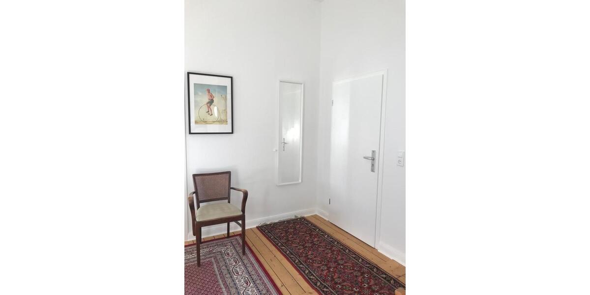 Etagenwohnung Bonn - 2 Zimmer, 30 m&sup2;, 850&euro; | Angebot:26651778