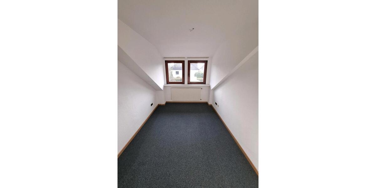 Dachgeschoßwohnung Goslar OS Hahnenklee-Bockswiese - 4 Zimmer, 91 m&sup2;, 725&euro; | Angebot:24836622
