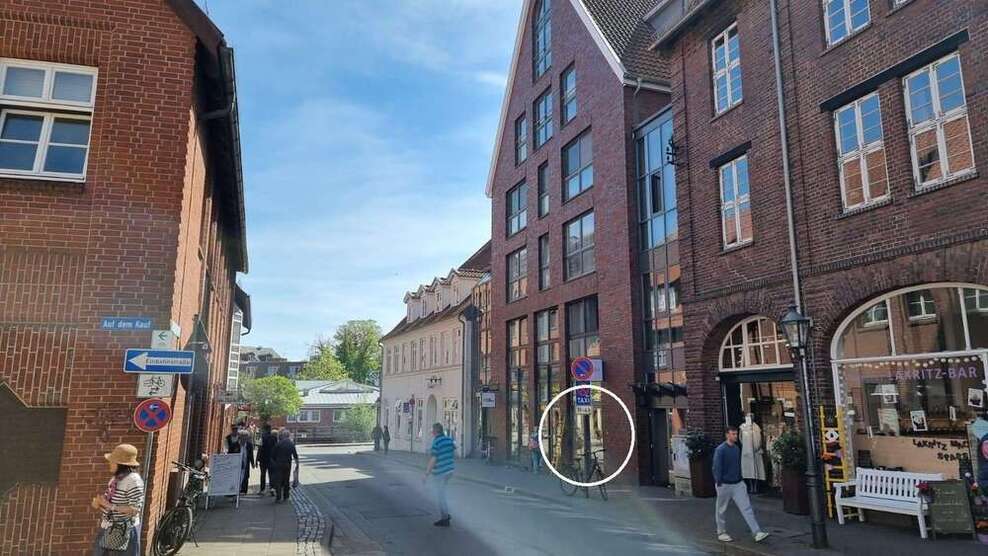 Einzelhandel in Lüneburg 2.835 € 126 m²