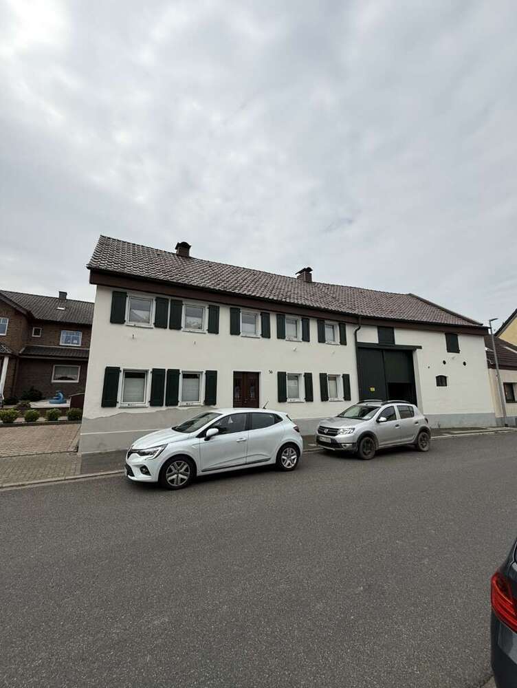 Wohnung zum Mieten in Elsdorf-Oberembt 1.700 € 200 m²