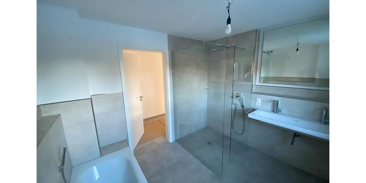 Erdgeschoßwohnung Wolfertschwenden - 2 Zimmer, 80 m&sup2;, 1.100&euro; | Angebot:26461527