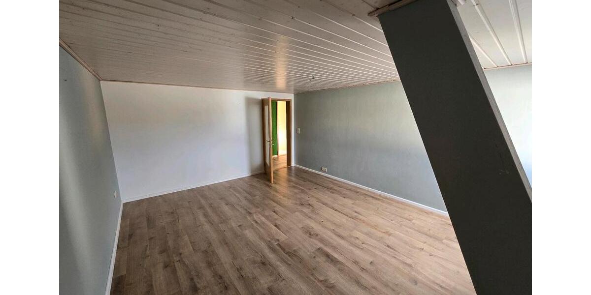 Etagenwohnung Olbernhau - 3 Zimmer, 97 m&sup2;, 590&euro; | Angebot:25376813