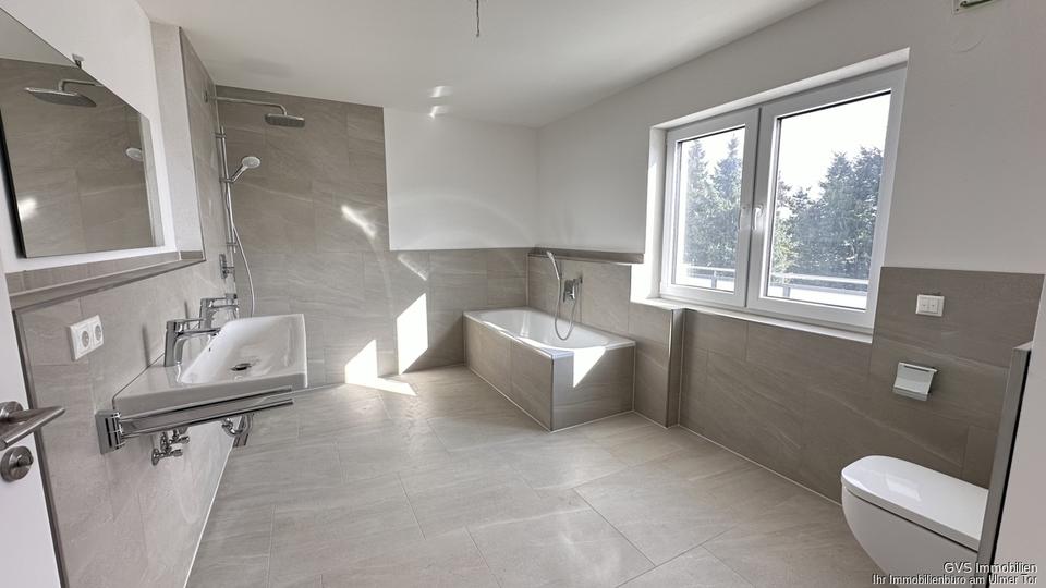Einfamilienhaus Memmingen - 5 Zimmer, 158 m&sup2;, 2.200&euro; | Angebot:26480084