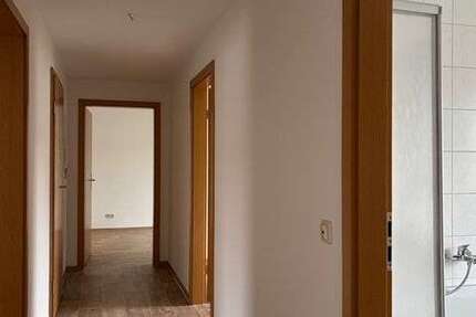 Wohnung Leuna Rössen - 3 Zimmer, 69 m&sup2;, 478&euro; | Angebot:26757595