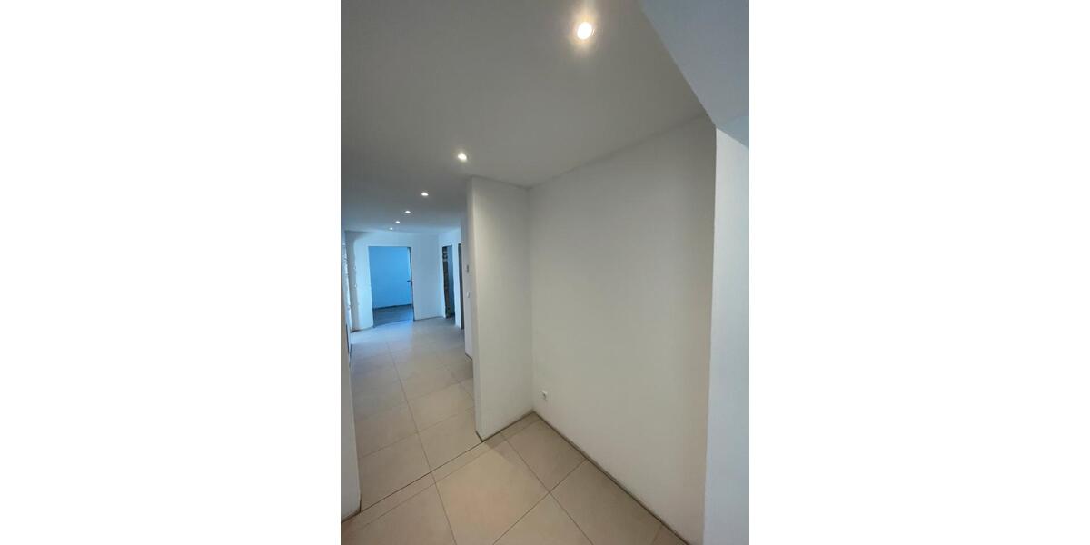 4-Zimmer-Wohnung (EG mit TerrasseGarten) in Hilpoltstein 4 zimmer