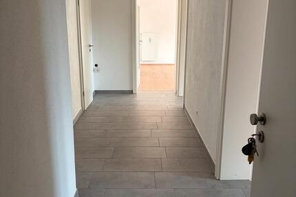 Wohnung Laaber - 3 Zimmer, 95 m&sup2;, 1.100&euro; | Angebot:24631264