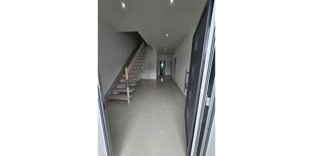 Helle Doppelhaushälfte in Gevelsberg mit viel Platz 4 zimmer