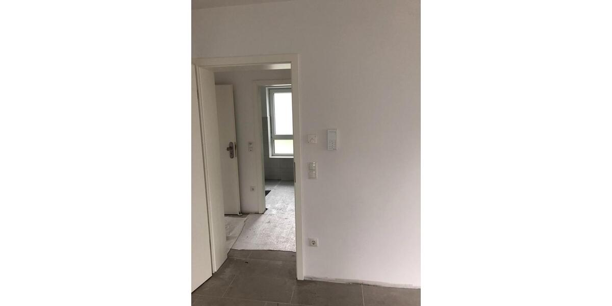 Dachgeschoßwohnung Sinzig - 1 Zimmer, 45 m&sup2;, 570&euro; | Angebot:26223779
