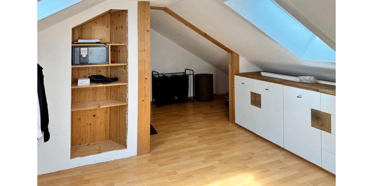 Doppelhaushälfte Neuenstein - 6 Zimmer, 108 m&sup2;, 1.440&euro; | Angebot:26463064