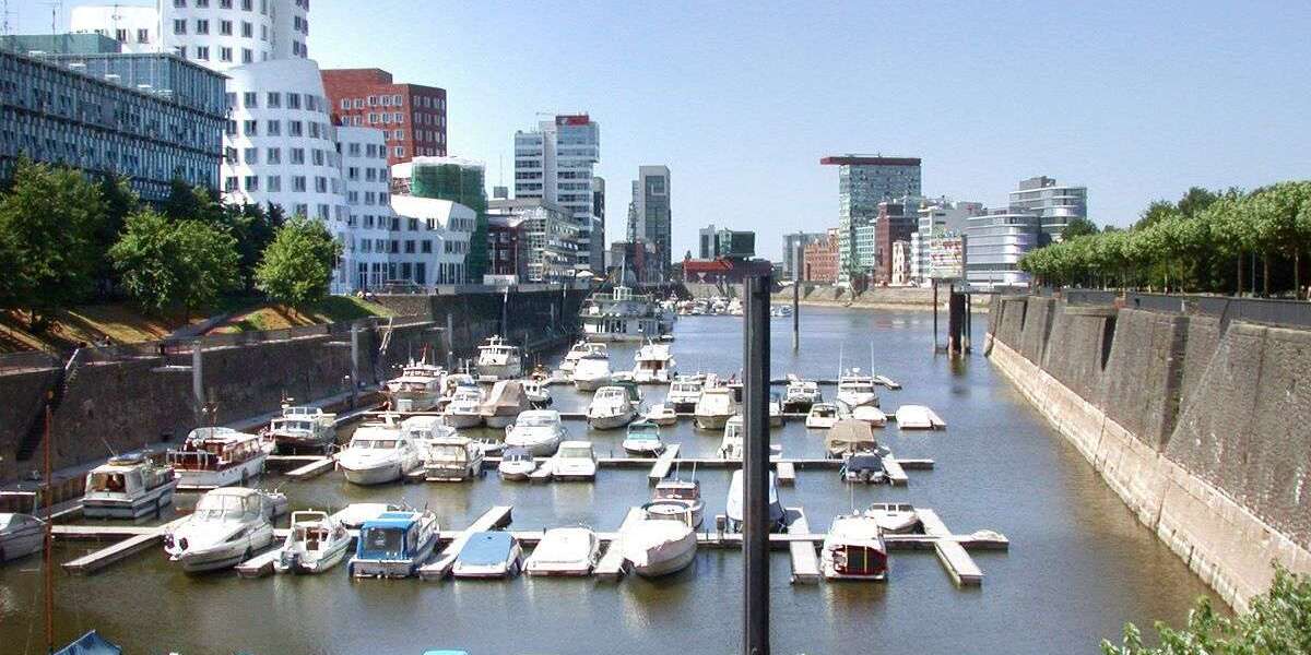 Zimmer Düsseldorf Stadtbezirk 3 - 2 Zimmer, 1.380&euro; | Angebot:26986908