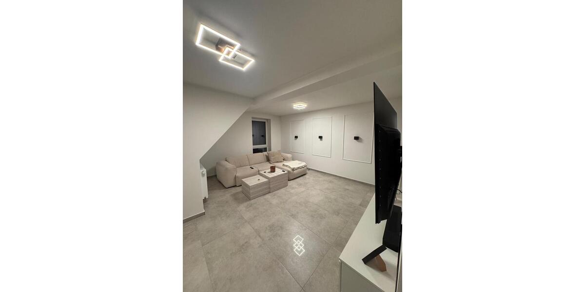 Dachgeschoßwohnung Hameln Kernstadt - 2.5 Zimmer, 75 m&sup2;, 750&euro; | Angebot:26224052