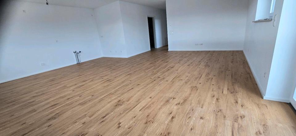 Etagenwohnung Bisingen - 3 Zimmer, 95 m&sup2;, 1.350&euro; | Angebot:24864974