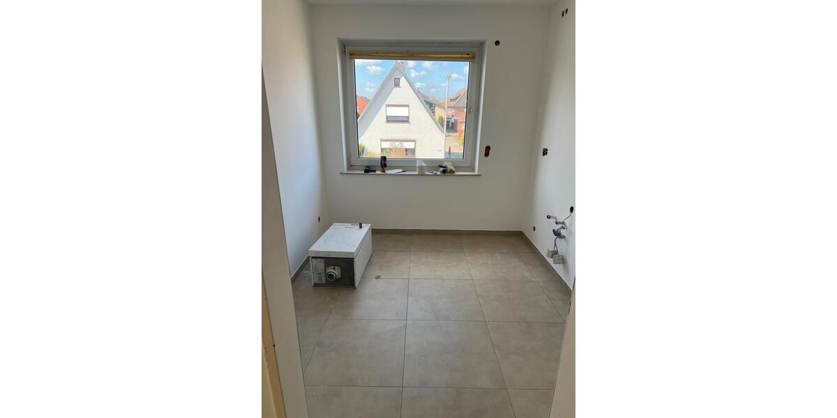 Etagenwohnung Delmenhorst - 3 Zimmer, 65 m&sup2;, 850&euro; | Angebot:26042343