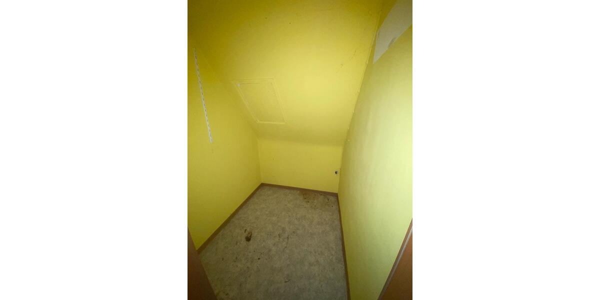 Dachgeschoßwohnung Eschwege - 2 Zimmer, 430&euro; | Angebot:22889753