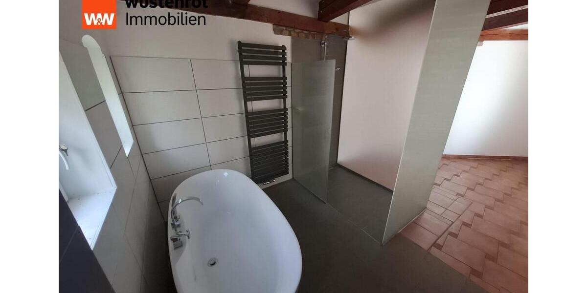 Einfamilienhaus Oranienburg - 3 Zimmer, 100 m&sup2;, 2.200&euro; | Angebot:26579215