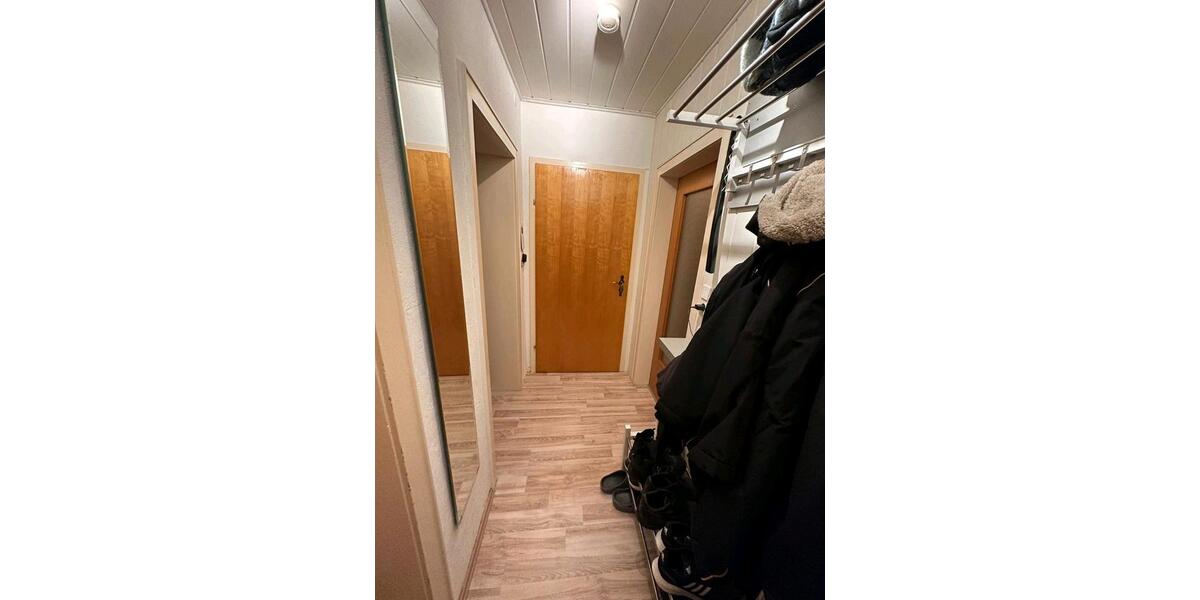 Dachgeschoßwohnung Kaufungen - 3 Zimmer, 64 m&sup2;, 650&euro; | Angebot:24512256