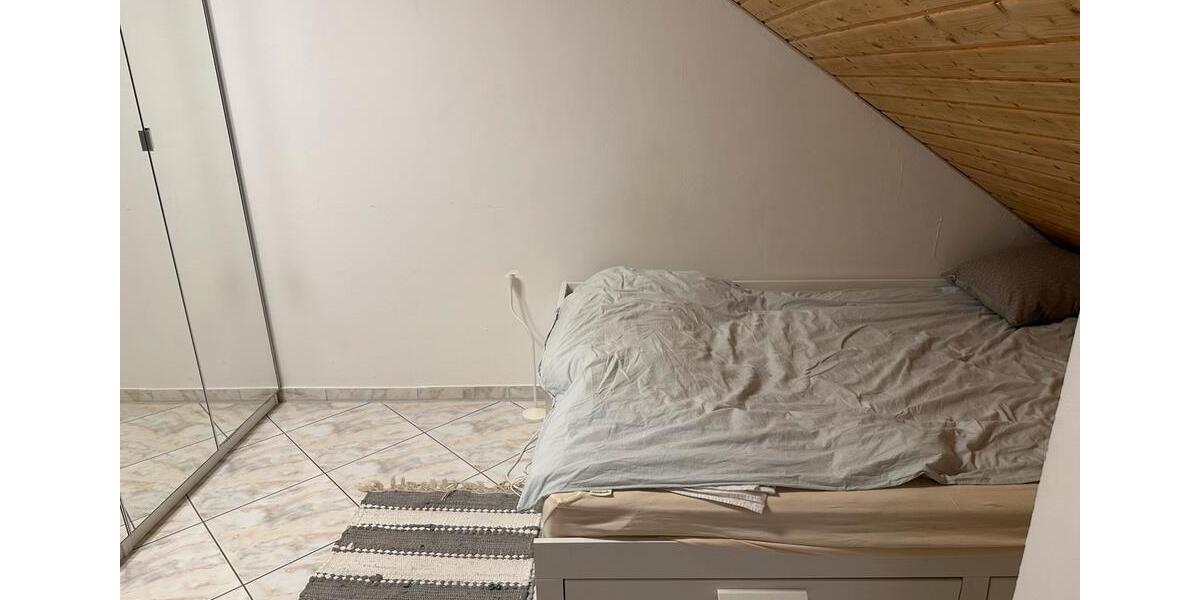 Wohnen auf Zeit Köln Chorweiler - 1 Zimmer, 10 m&sup2;, 450&euro; | Angebot:26373211