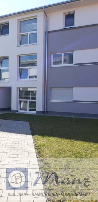 3,5 Zimmerwohnung mit Balkon und Tiefgaragenstellplatz, frei ab 01.09.2025 in ruhiger Lage in Worblingen zu vermieten
