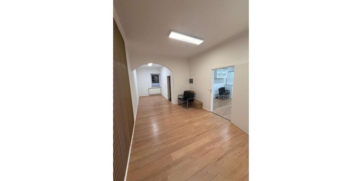 Bürofläche in Husum zu vermieten – 69m², 3 Räume, Glasfaseranschluss, verfügbar ab 01.01.2026 zimmer