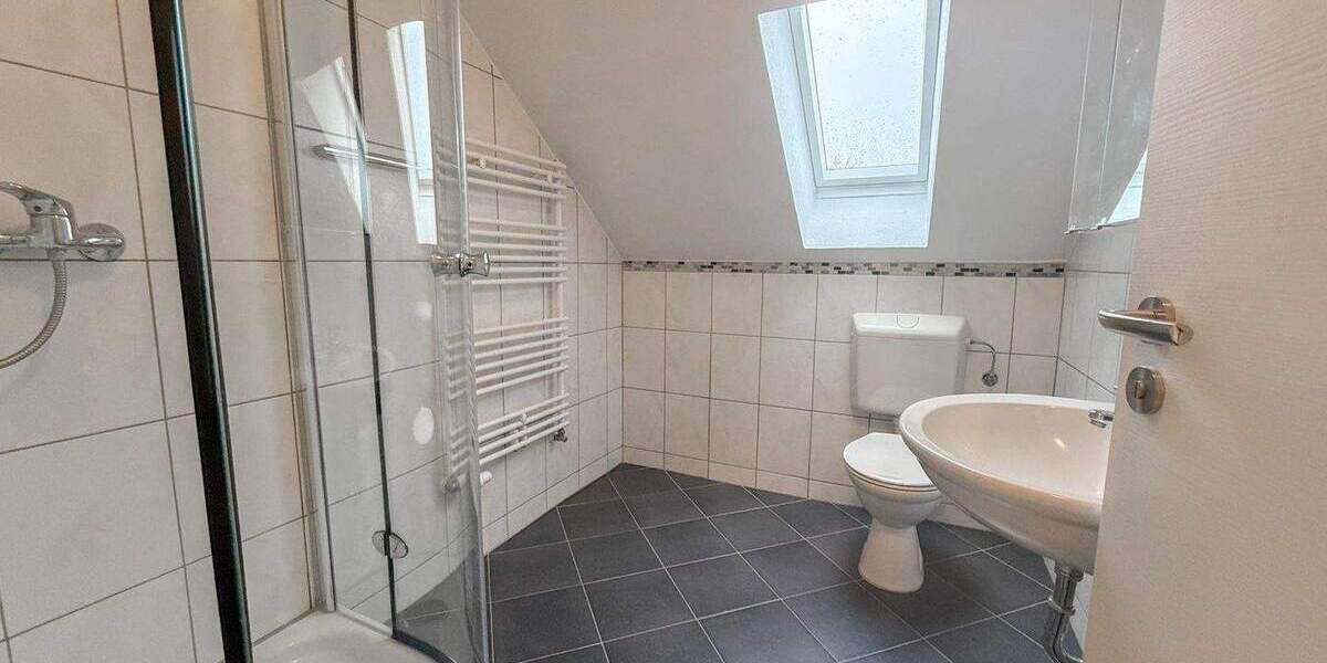Etagenwohnung Rheurdt - 3 Zimmer, 71 m&sup2;, 650&euro; | Angebot:24877024