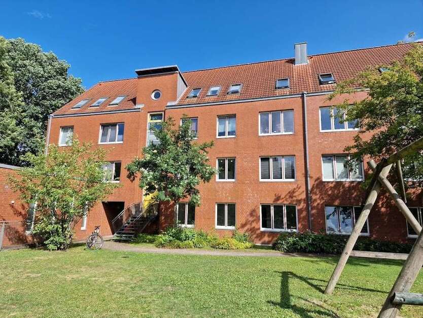 Wohnung zum Mieten in Kiel 428,06 € 53.14 m²