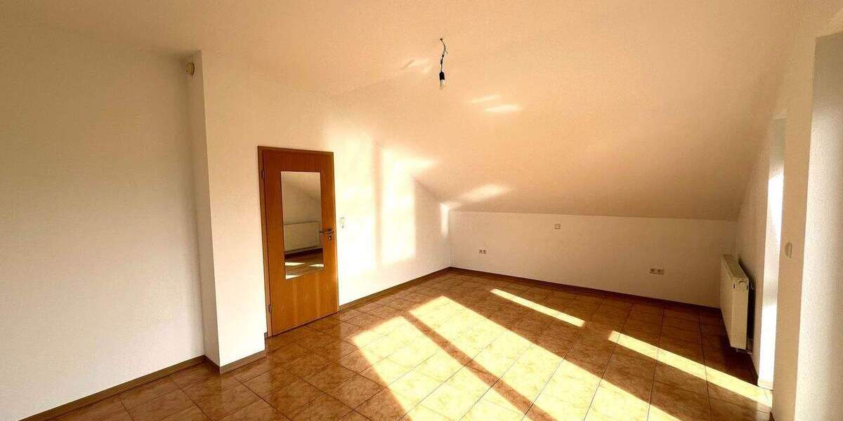 Doppelhaushälfte Monzingen - 3 Zimmer, 107 m&sup2;, 1.000&euro; | Angebot:25683793