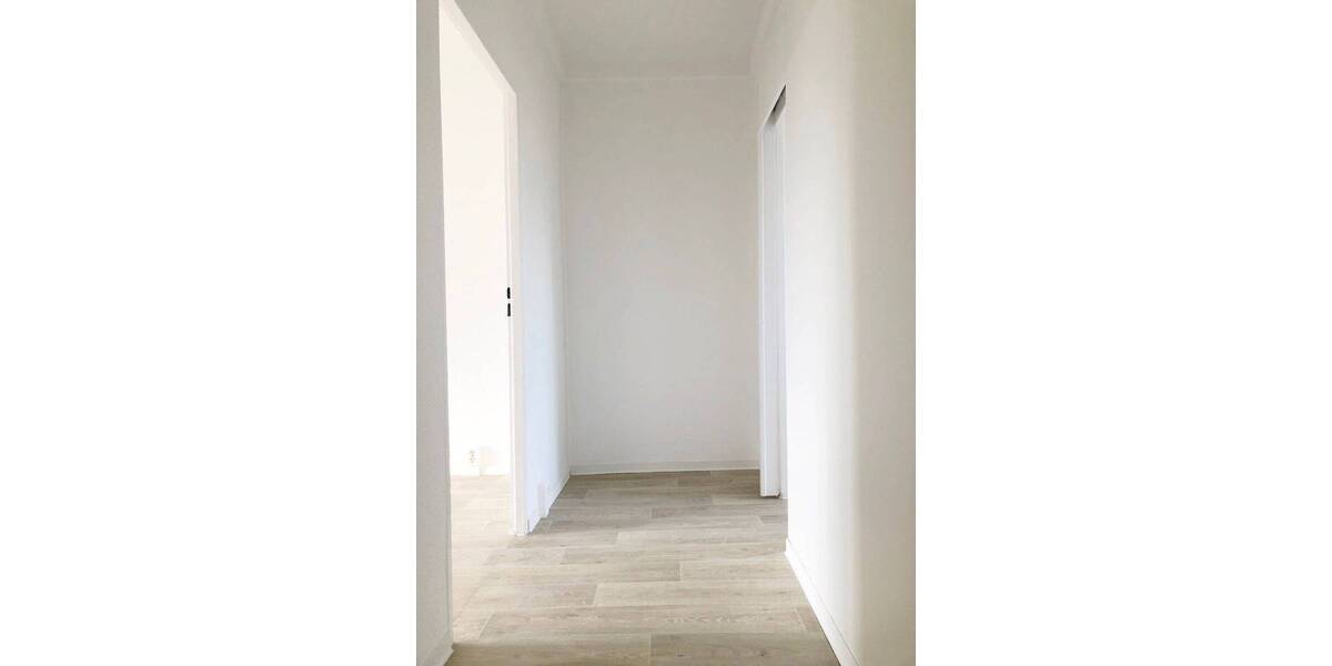 Etagenwohnung Döbeln Sörmitz - 2 Zimmer, 47 m&sup2;, 240&euro; | Angebot:26674119