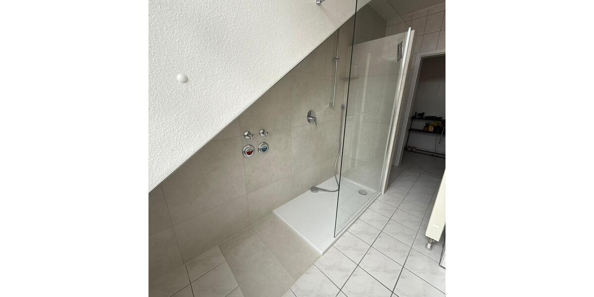 Dachgeschoßwohnung Neckargemünd - 2.5 Zimmer, 65 m&sup2;, 1.100&euro; | Angebot:25291362