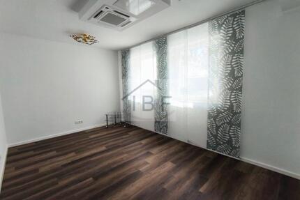 Wunderschönes WG-Zimmer in kernsanierter Wohnung im Stadtzetrum 4 zimmer