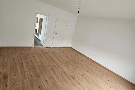 Lichtdurchflutete OG Wohnung Bezugsfertig Erstbezug 3 zimmer