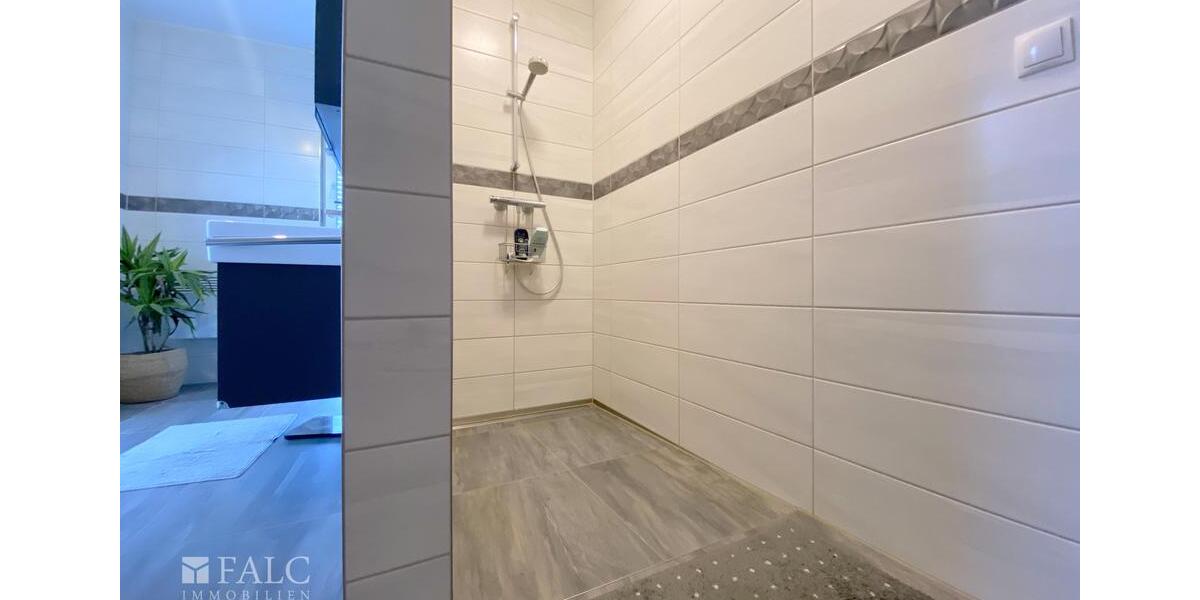 Einfamilienhaus Hennef (Sieg) - 4.5 Zimmer, 147 m&sup2;, 1.850&euro; | Angebot:23879451