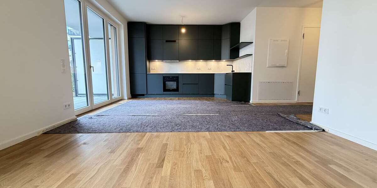 Etagenwohnung Berlin Friedrichshain - 4 Zimmer, 120 m&sup2;, 2.700&euro; | Angebot:25280696