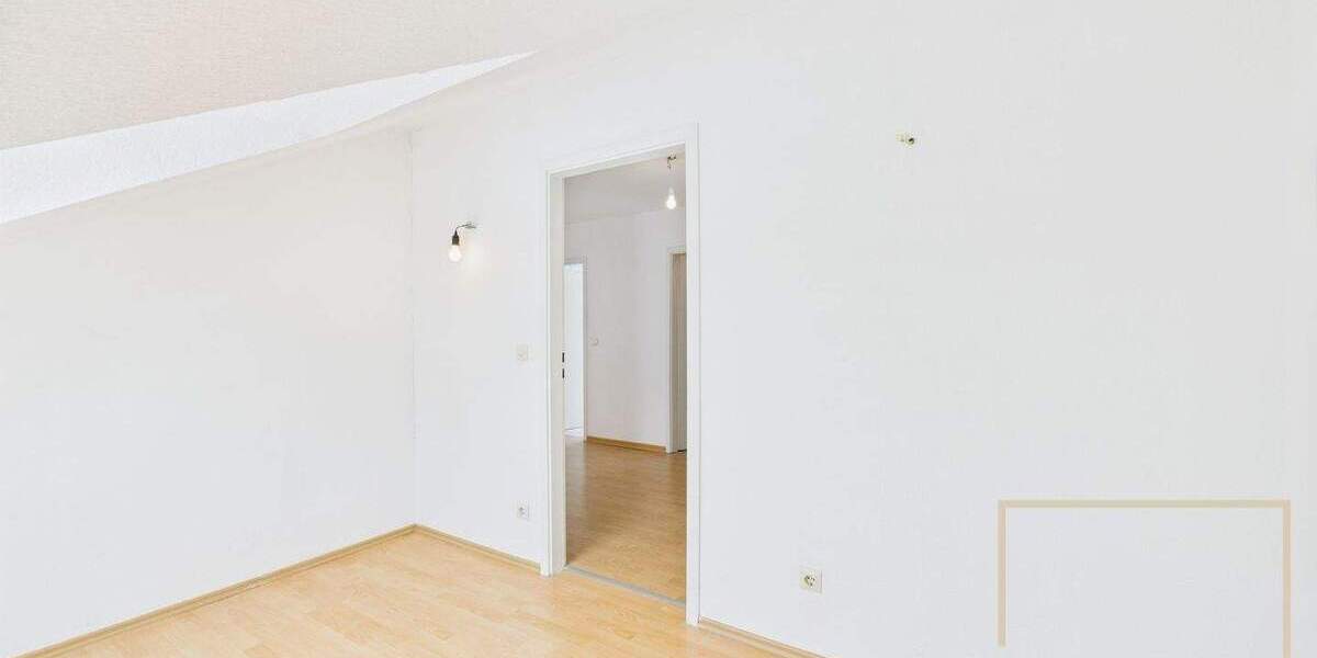 Etagenwohnung Gusterath - 4 Zimmer, 100 m&sup2;, 850&euro; | Angebot:24857680