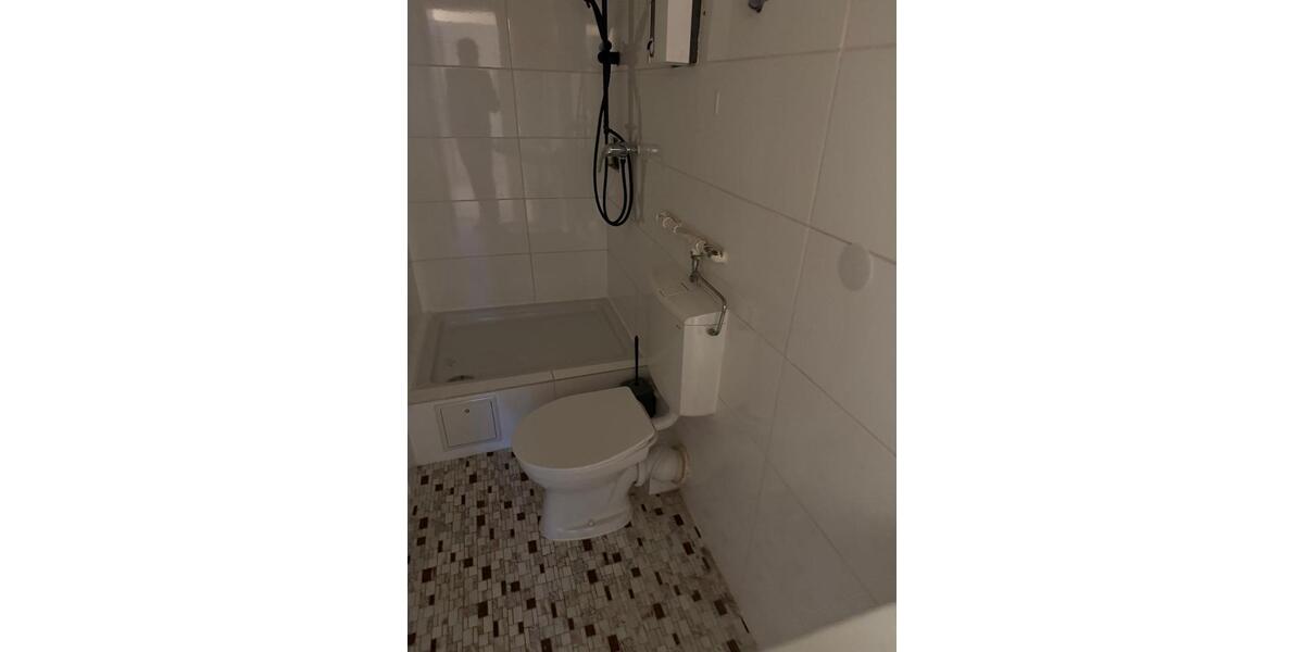 Etagenwohnung Pforzheim - 3 Zimmer, 67 m&sup2;, 750&euro; | Angebot:25261595