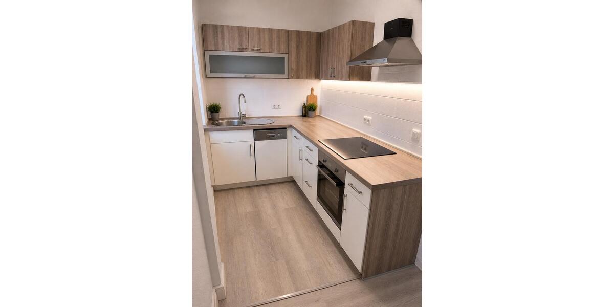 Wohnen auf Zeit Meerane - 5 Zimmer, 112 m&sup2;, 350&euro; | Angebot:26461796