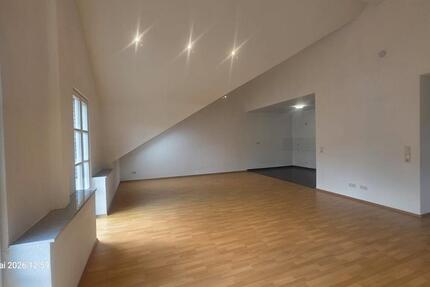 Wohnung Quierschied - 3 Zimmer, 125 m&sup2;, 1.100&euro; | Angebot:26492983