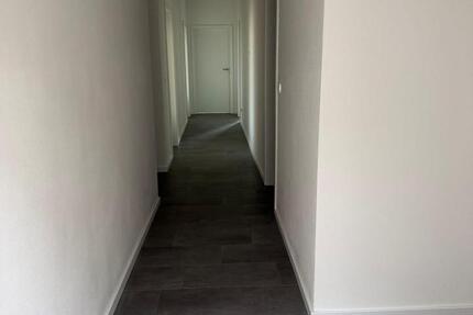 Wohnung Eisenach - 4 Zimmer, 119 m&sup2;, 1.070&euro; | Angebot:26705552